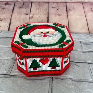 Christmas Santa Needlepoint box squared shape